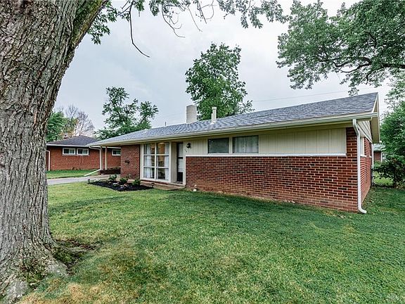 2nd image of 493 Crystal Dr