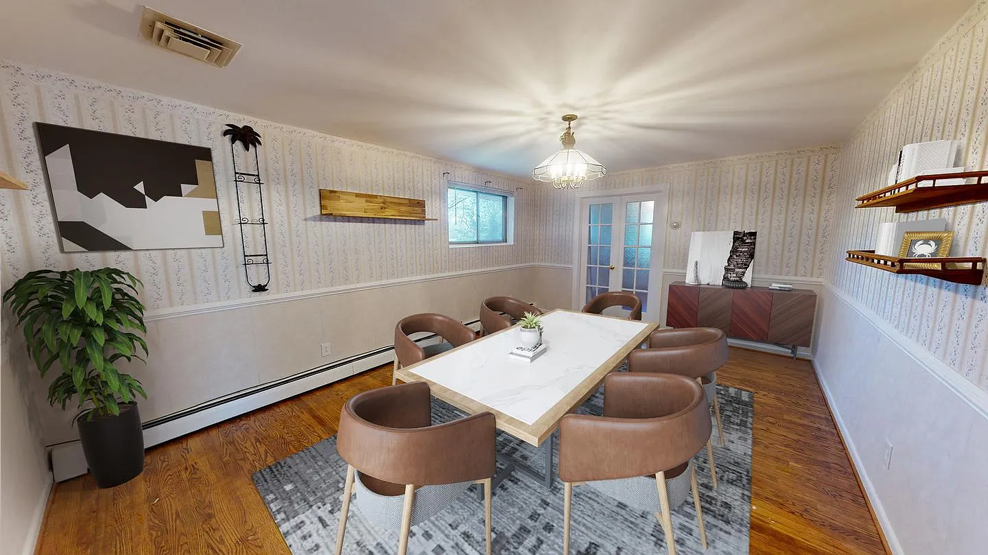 Stylishly updated Temple Hills home with large backyard — Photo 3
