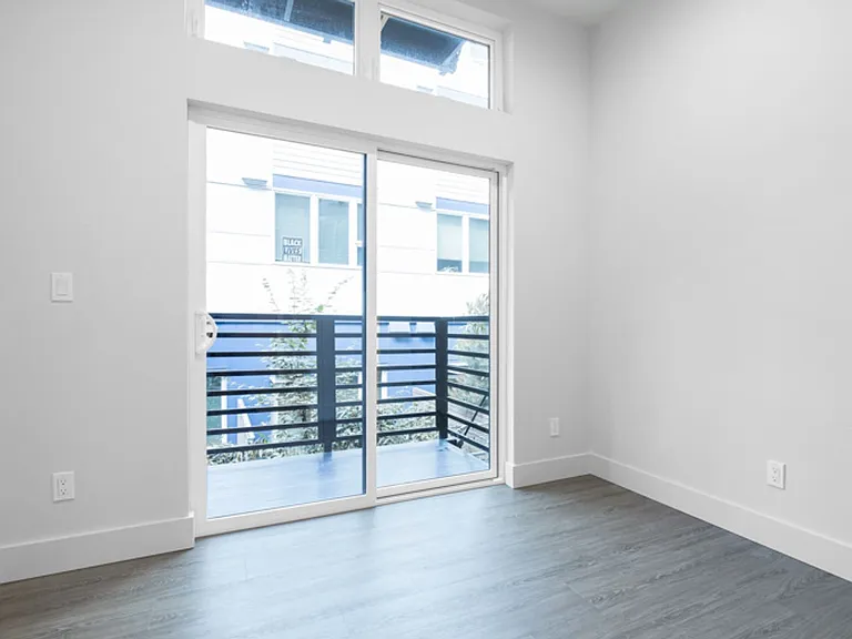 510 Broadway — Photo 10