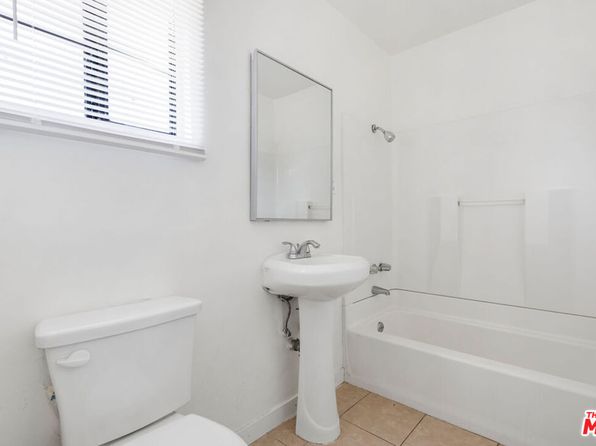 4610 Weik Ave, Bell, CA 90201
