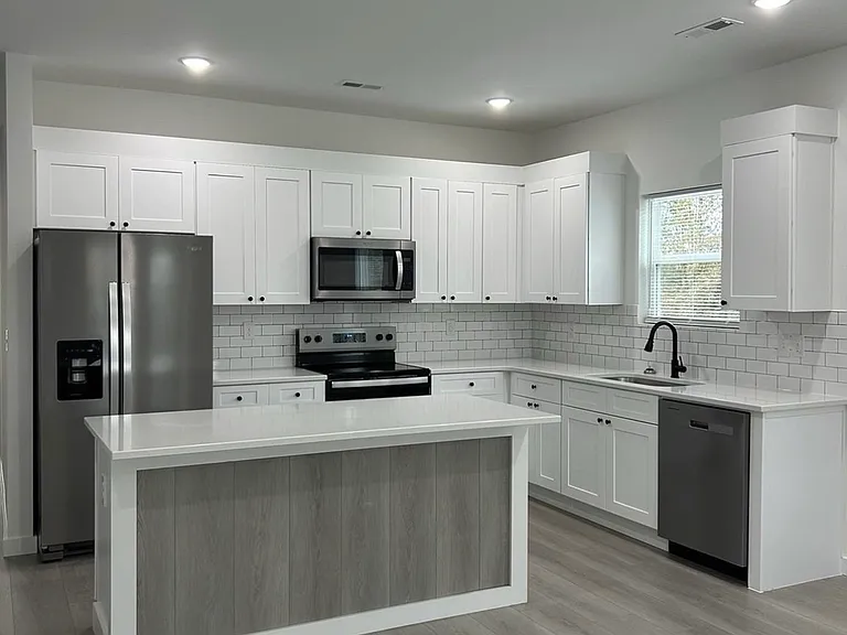 3610 Parris Bridge Rd — Photo 2
