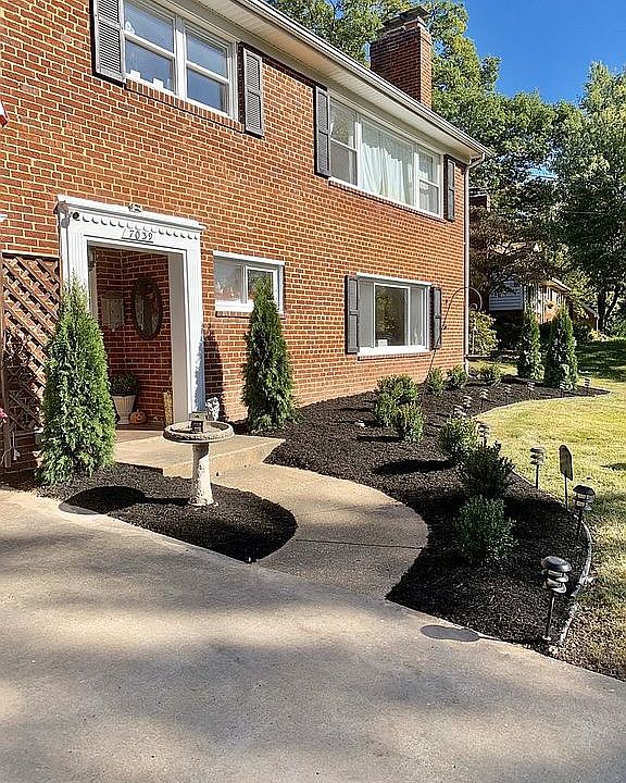 2nd image of 7039 Bradley Cir