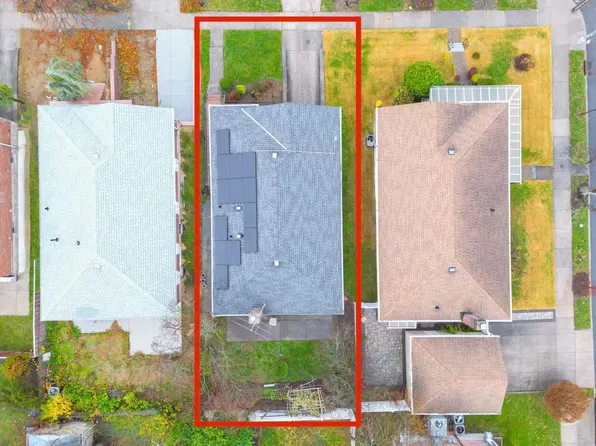 70-07 171st Street image 27 of 32