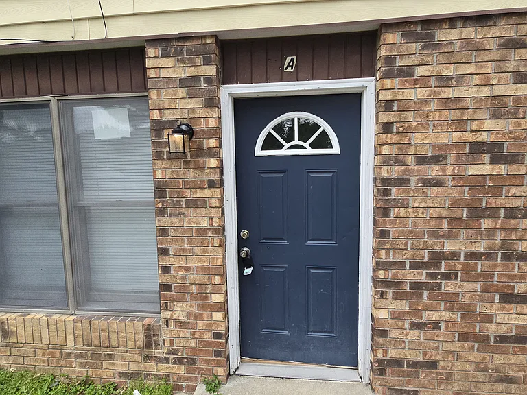 400 Beadle Dr #A — Photo 2