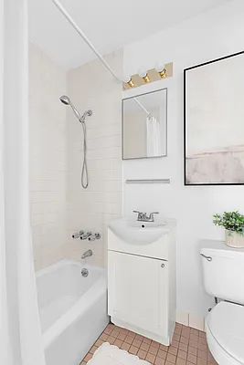 Sold by Compass | media 6