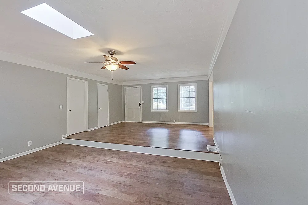 4 bed, 2.0 bath, 2000 sqft, $2,795 — Photo 3