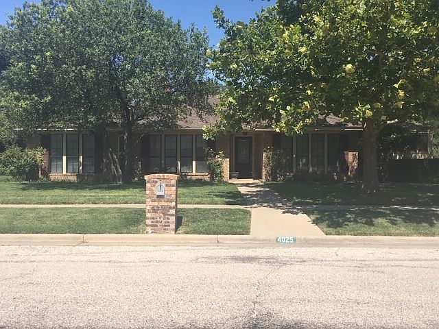 1st image of 4025 Oakhurst Dr