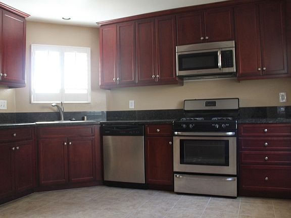 2nd image of 7165 Stoney Creek Dr