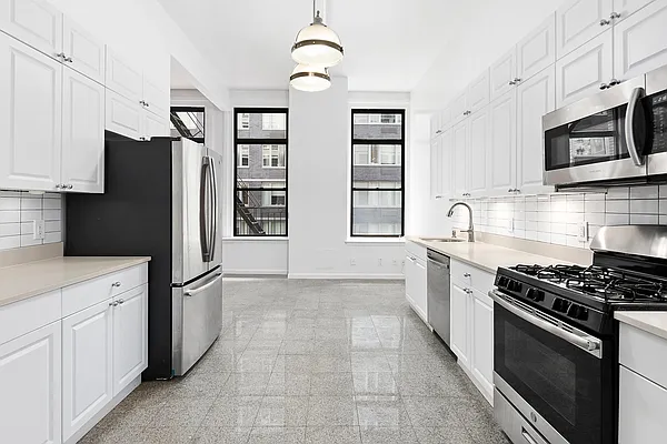 Rented by Corcoran | media 24