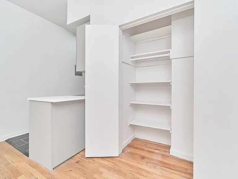 317 W 74th St #3B — Photo 4