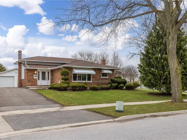 4148 Preston Ave, Niagara Falls, ON L2H 2C5