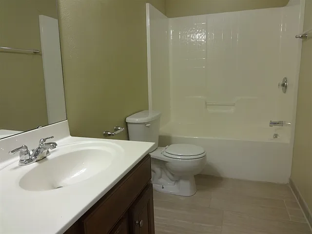345 Briarbend Rd — Photo 17