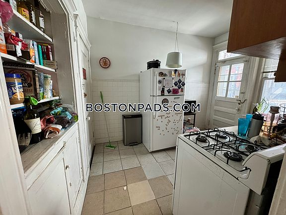 5th image of 4 Price Rd APT 1
