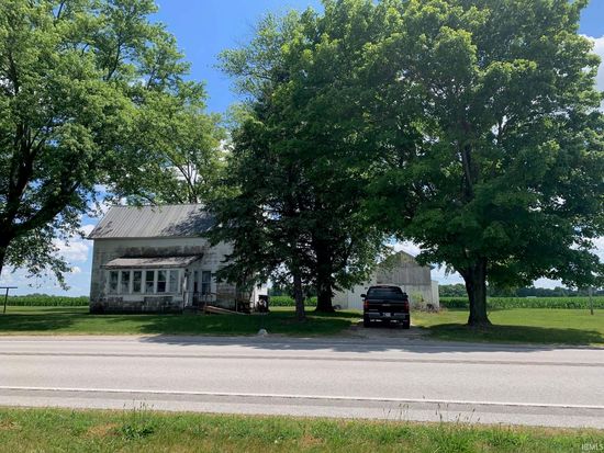 1646 E State Route 218, Camden, IN 46917