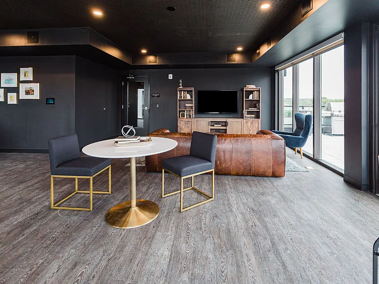 Speakeasy Bar & Lounge