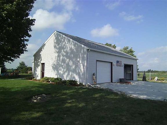 3 Car Garage