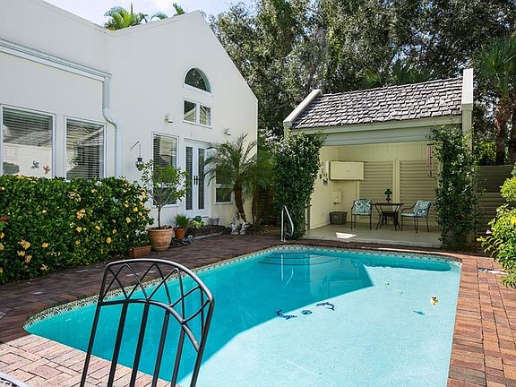 5th image of 8365 Baytree Dr #0