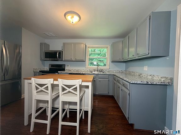 4th image of 110 Green Hill Lane