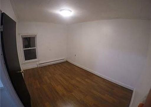 2nd image of 3 Marion Pl APT 3