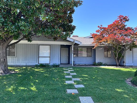 2nd image of 69 Parkshore Cir
