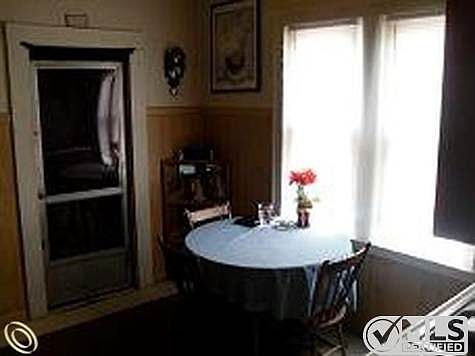 NE_Kitchen[1].JPG