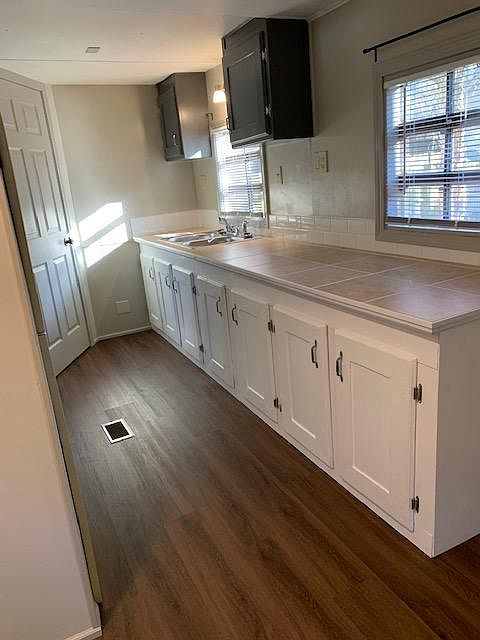 1st image of 436 W Union St Lot 3