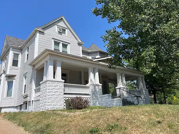 4th image of 6001 S Adams St #2A