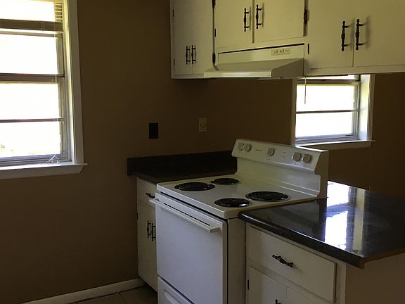 4th image of 5521 Prince George Dr