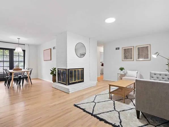 11715 Oakley Ave, Kansas City, MO 64137