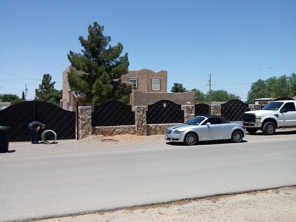 1st image of 3963 Vander Veer Dr