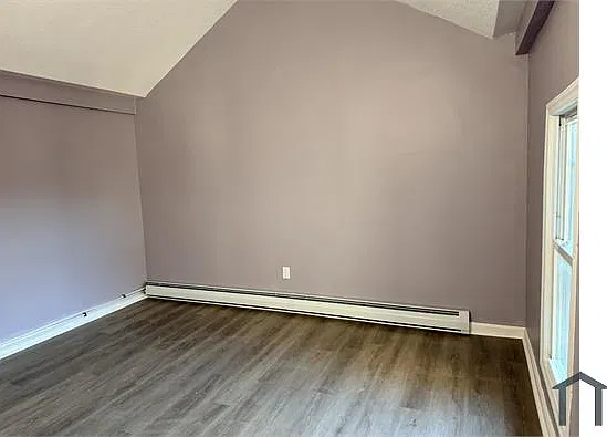 3 bed, 1100 sqft, $2,295 — Photo 3