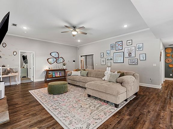 5th image of 129 Addison Way Lee Rd #227