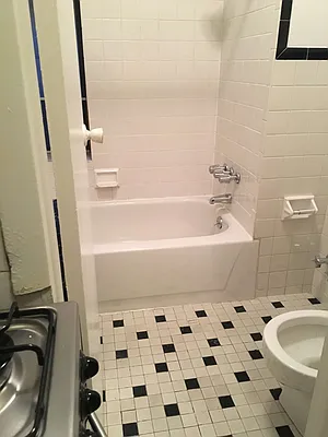 Rented by Bond New York | media 7