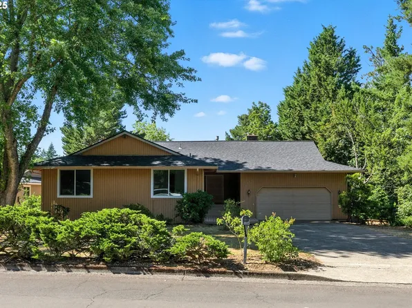2157 Wembley Pl, Lake Oswego, OR 97034