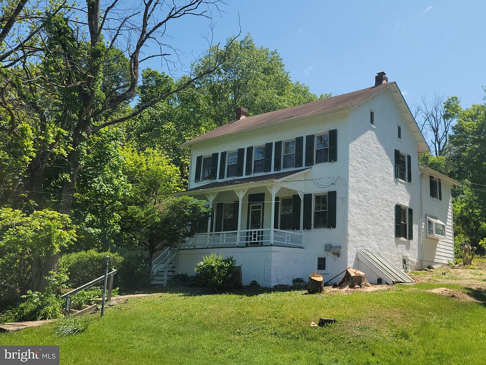 1st image of 1284 School House Ln