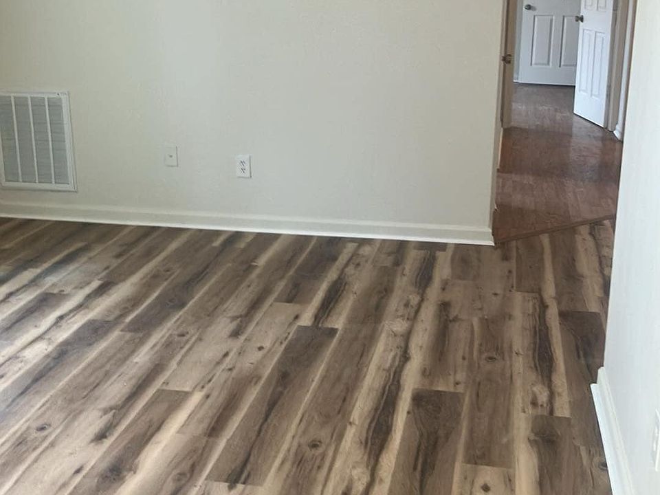 1st image of 521 Mystic Dr APT B
