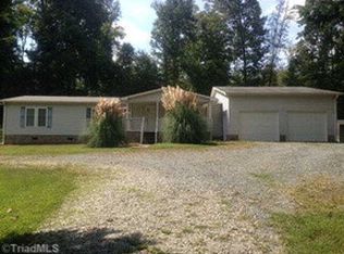 1702 Quawatha Dr, Kernersville, NC 27284