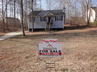 114 Opal Ln, Carrollton, GA 30116