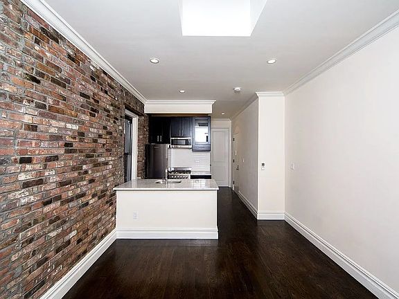 2nd image of 133 E 4th St APT 14