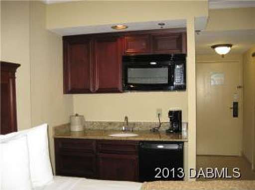 2nd image of 600 Atlantic Ave #416