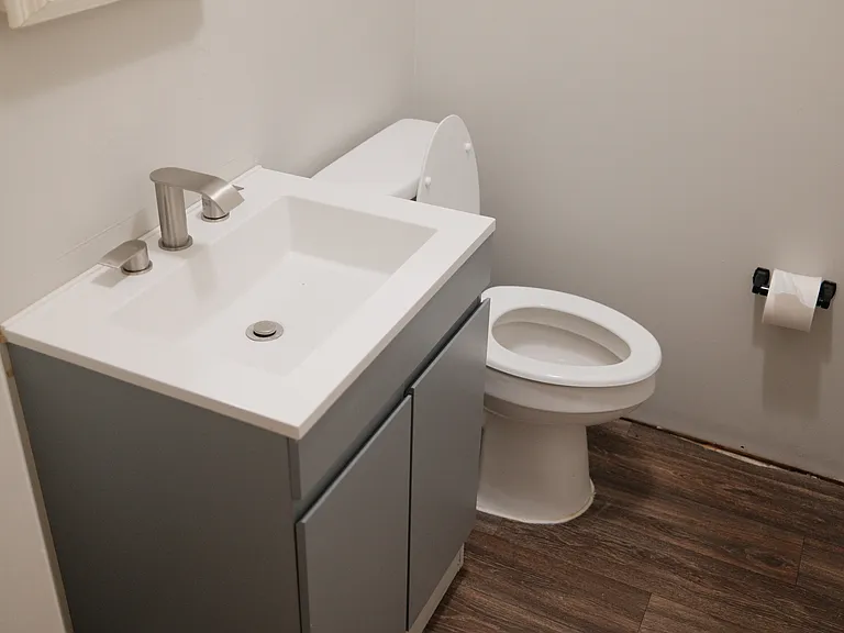 Primary Bedroom - Half Bath