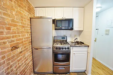 Rented by Best Apartments North Inc