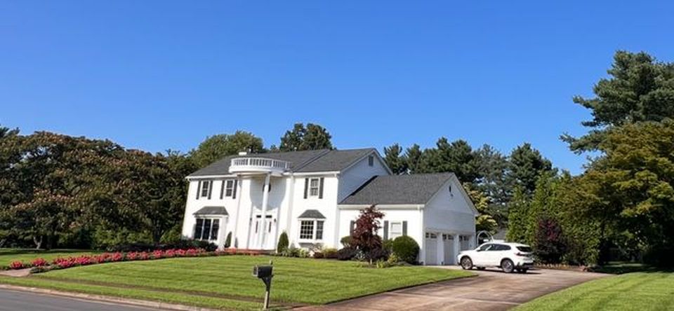 1800 Celeste Dr - Property Image
