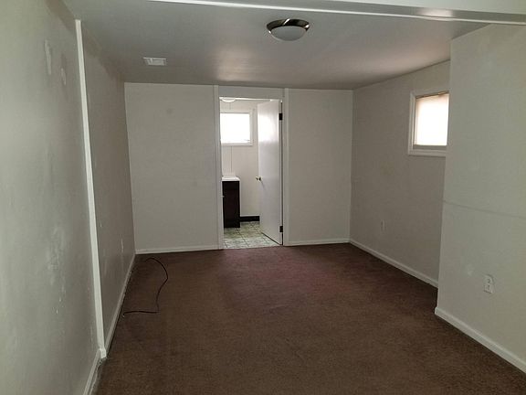 4th image of 423 E 9th St #2