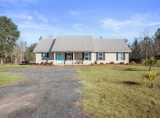 56 Red Gate Rd, Nahunta, GA 31553