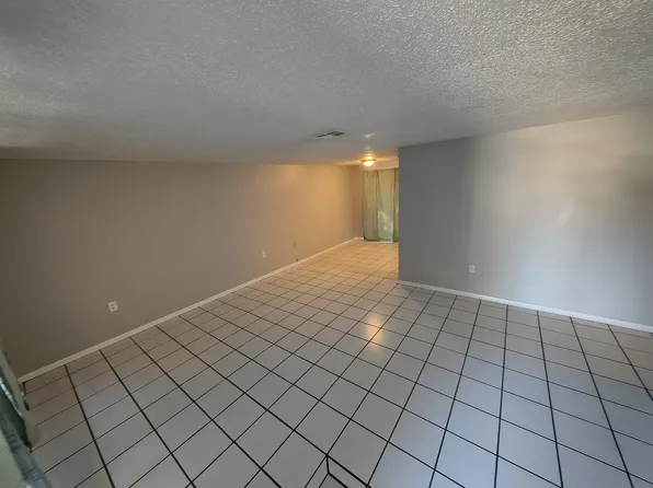 7124 Green St, New Port Richey, FL 34652
