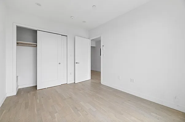 Rented by Living New York | media 11