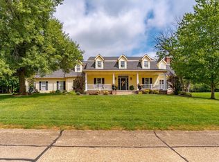 7388 Bosma Dr, Newburgh, IN 47630