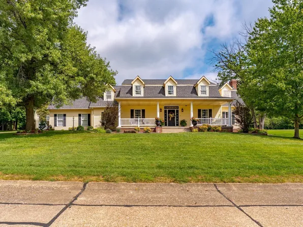 7388 Bosma Dr, Newburgh, IN 47630
