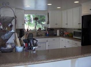 27583 W Shore Rd, Lake Arrowhead, CA 92352